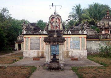Tirukalikamur Gopuram